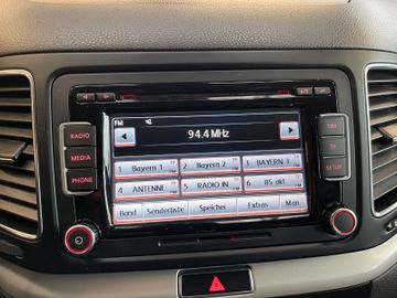 MYAUTOCENTER – Gebraucht- und Jahreswagen mit Werkstattservice in Pfaffenhofen Seat Alhambra Style Viva *2. Hand*AHK*Klima*7-Sitzer*