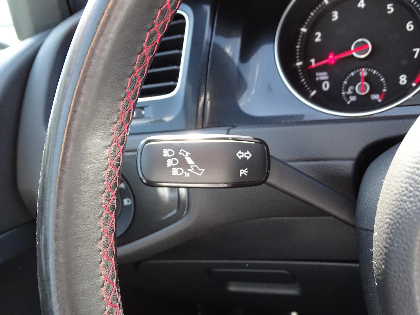 Volkswagen Golf VII 2.0 GTI BMT Bi-Xenon Dynaudio Standheiz