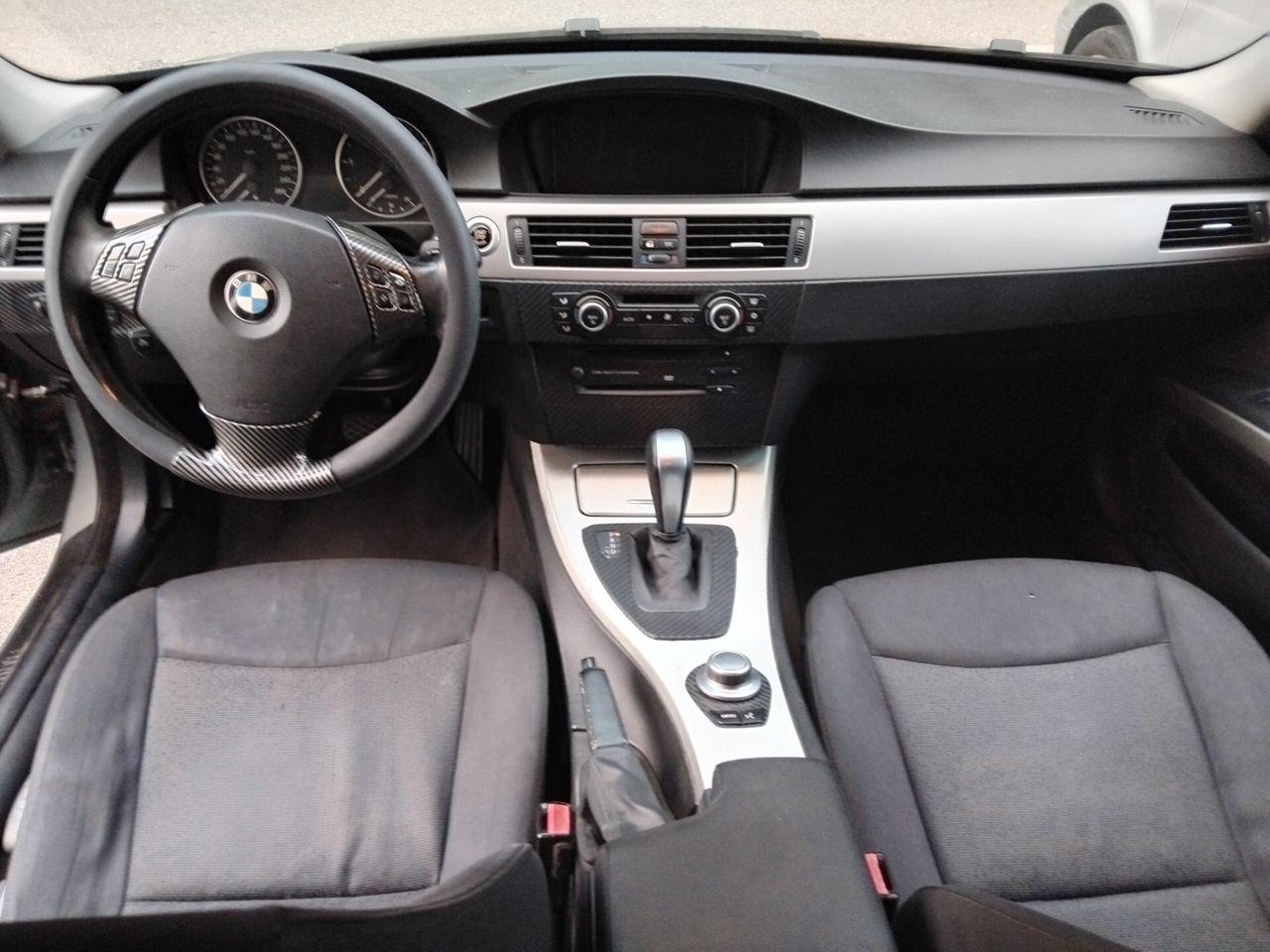 BMW 320 2007 — photo 12