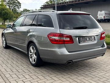 Mercedes E 300 - 6