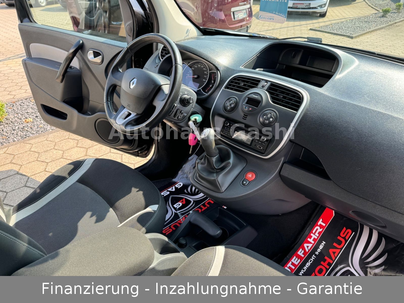 Fahrzeugabbildung Renault Kangoo Paris 1.6*Klima*SHZ*Getriebe+Kupplung-Neu