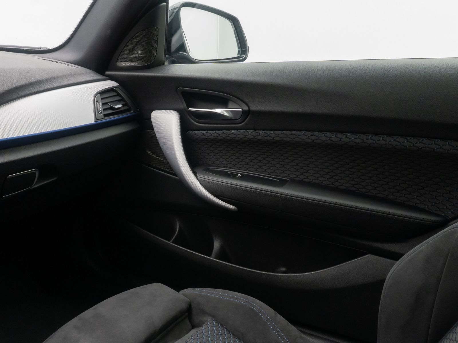 Fahrzeugabbildung BMW 125i M Sport Stop&Go Alarm ParkAss H/K Alcantara