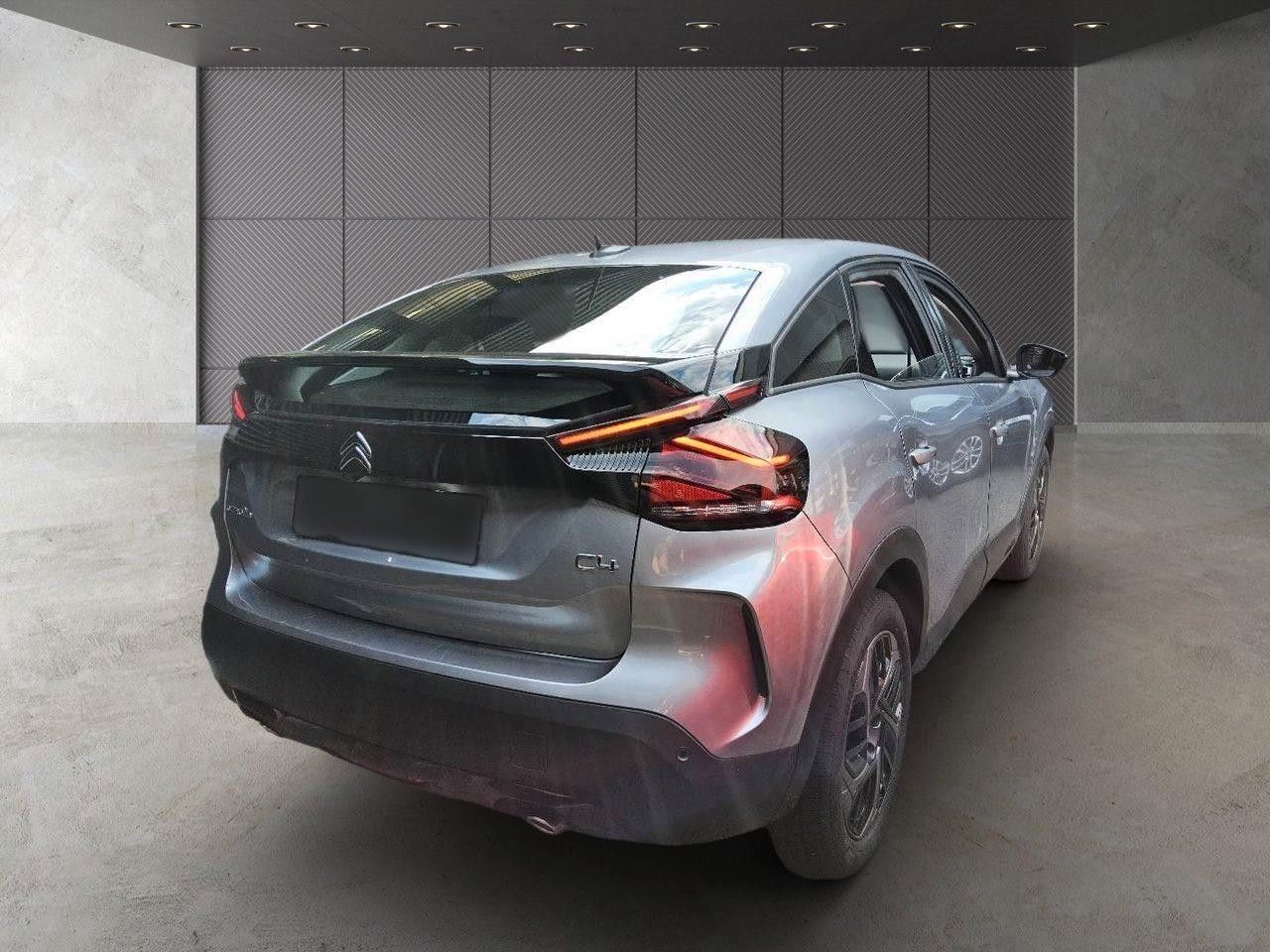 Fahrzeugabbildung Citroën C4 Lim. 1.2T PLUS EAT-8 NAVI/LED/VIRT/TEMP/NEBEL