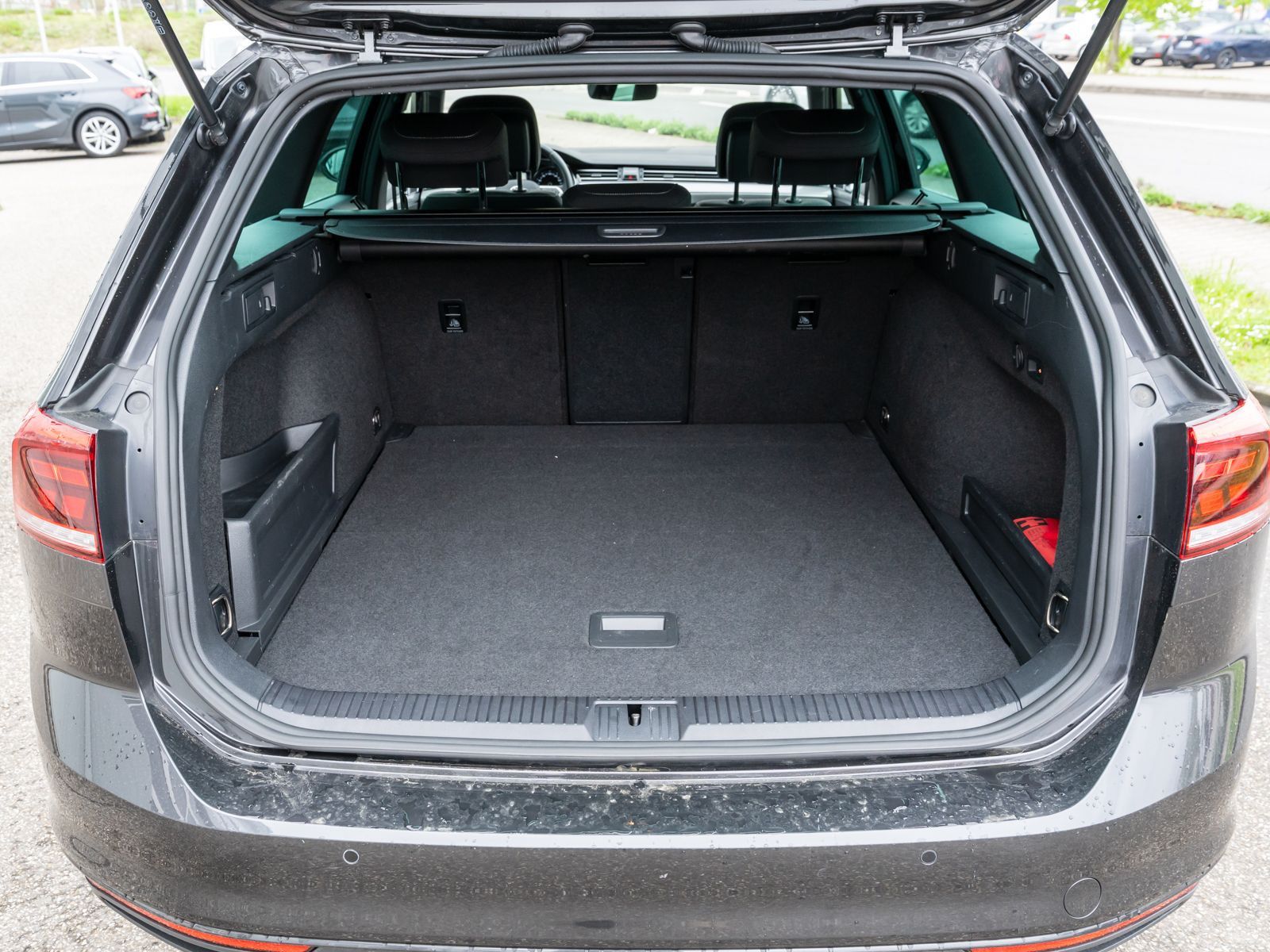 Volkswagen Passat Variant - Bild 9