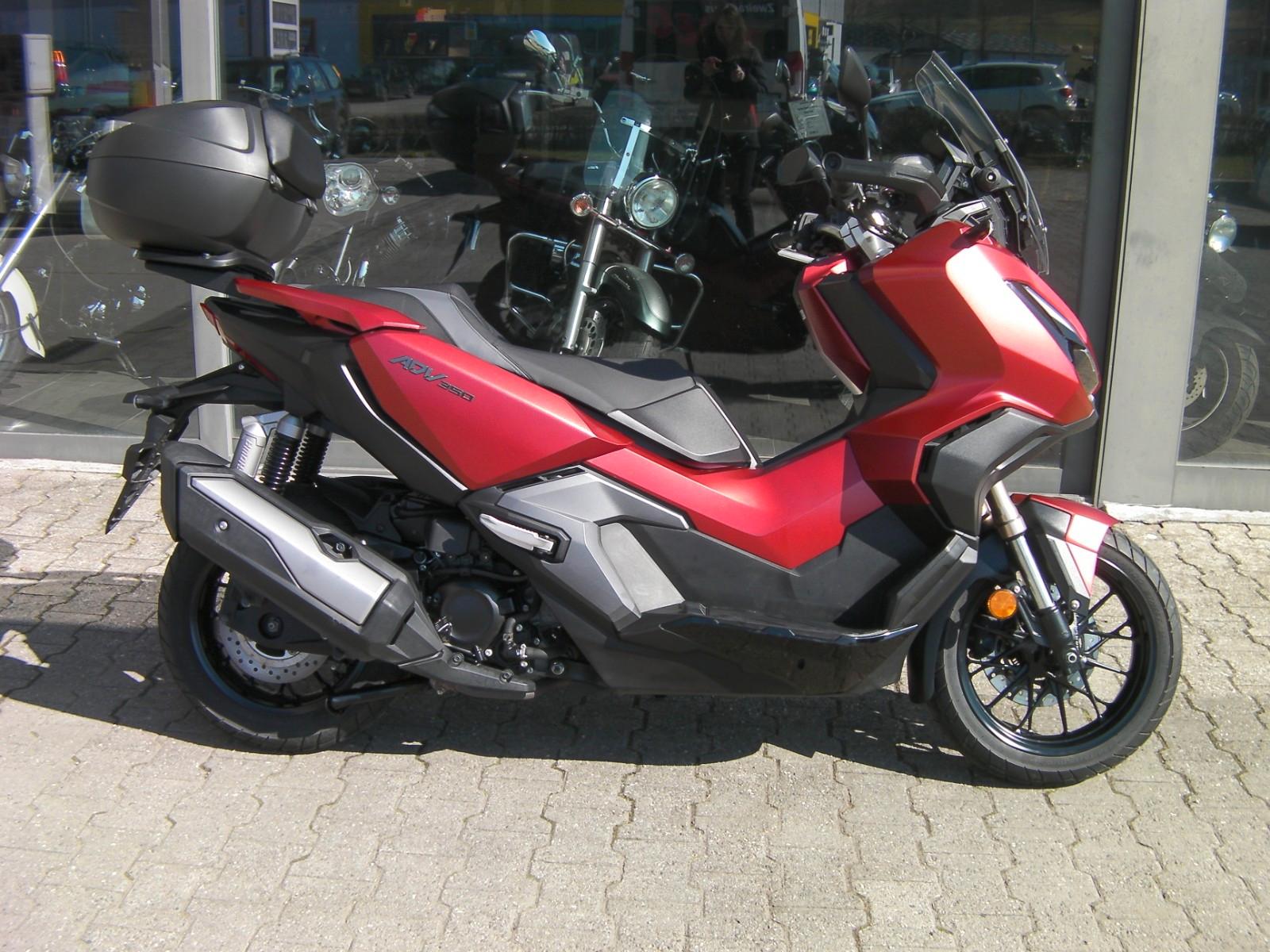 Honda ADV350A *1. Hand*unfallfrei*Topcase