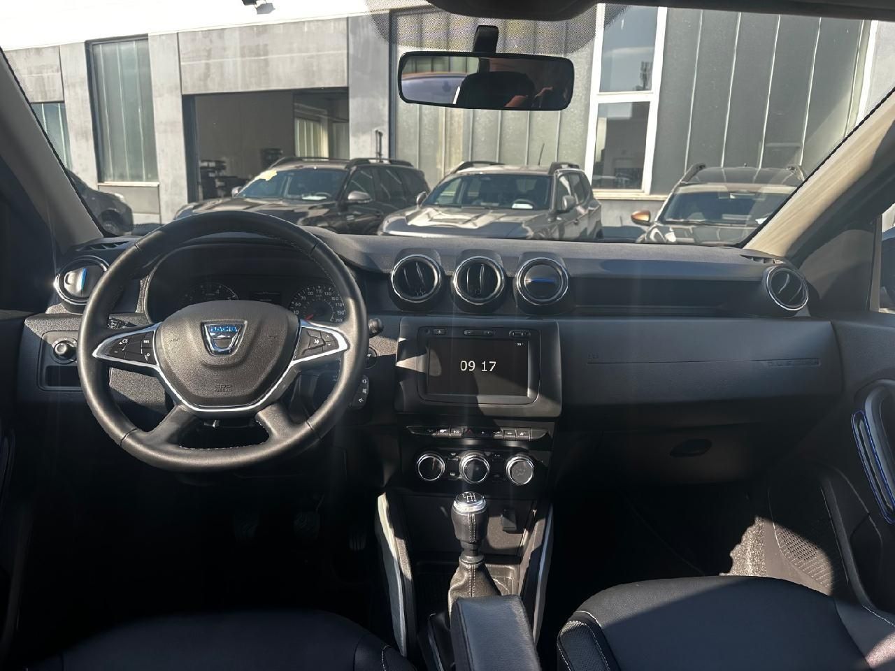 Fahrzeugabbildung Dacia Duster Celebration Blue DCi 115 4x4