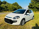 Fiat Punto 1.2 Evo, TÜV neu, Allwetter, Klimaanlage - Fiat Punto Gebrauchtwagen in Krefeld
