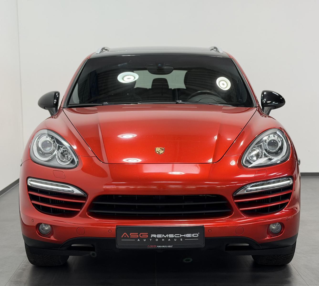 Porsche Cayenne Diesel 3.0 V6 245 ch • Tiptronic 8 • Pano • PASM • Cuir • GPS