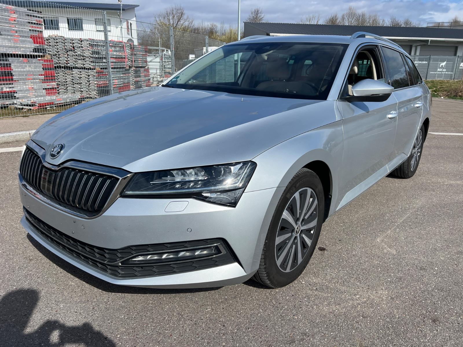 Skoda Superb Combi Style