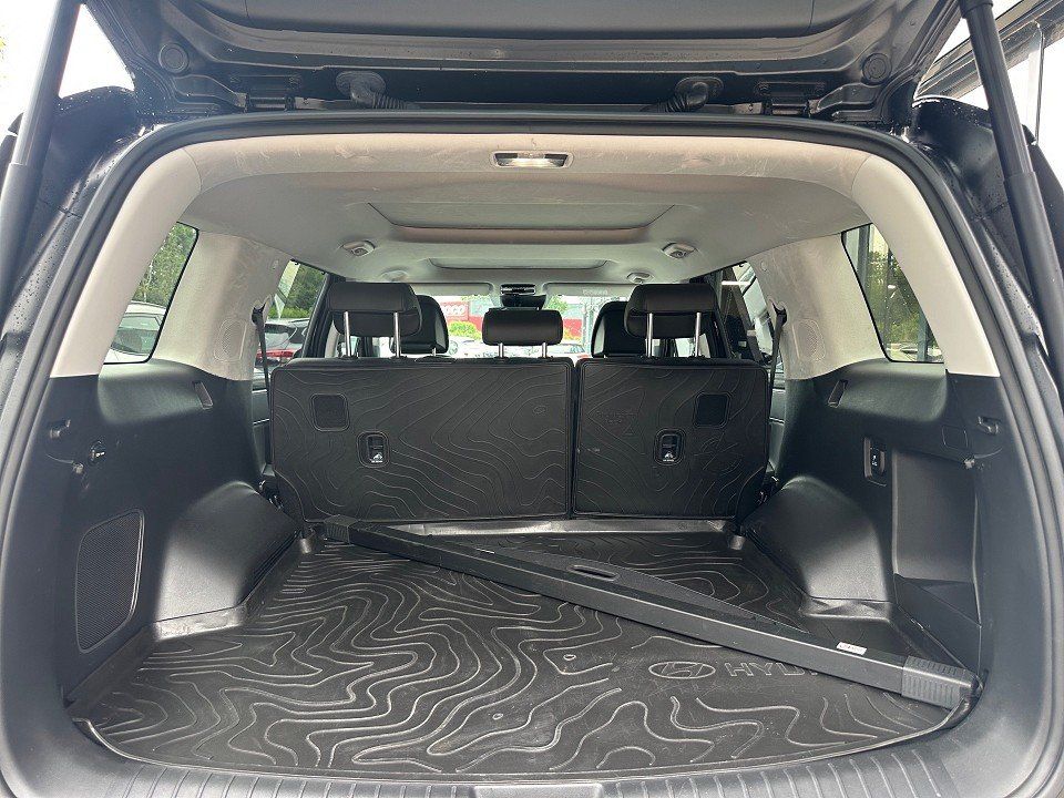Fahrzeugabbildung Hyundai SANTA FE Hybrid AWD SIGNATURE Komfort Technik GS