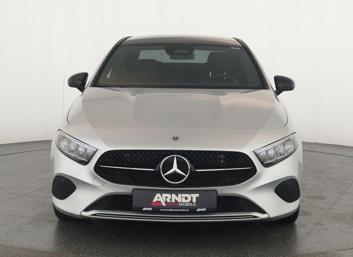 Mercedes-Benz A 200 Limousine Progressive+ LED Pano Navi Kam
