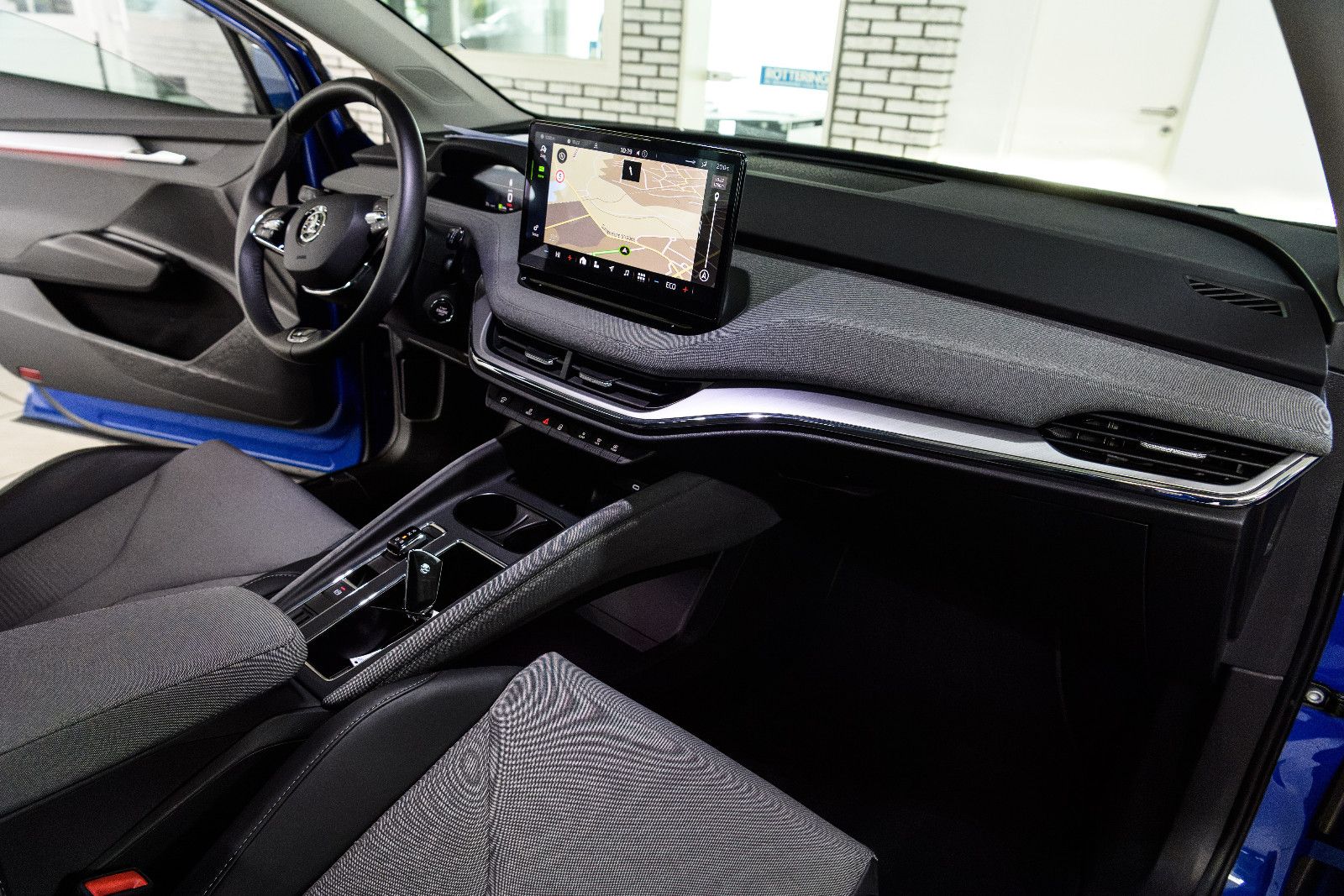 Fahrzeugabbildung SKODA Enyaq 50 NAVI+LED+RFK
