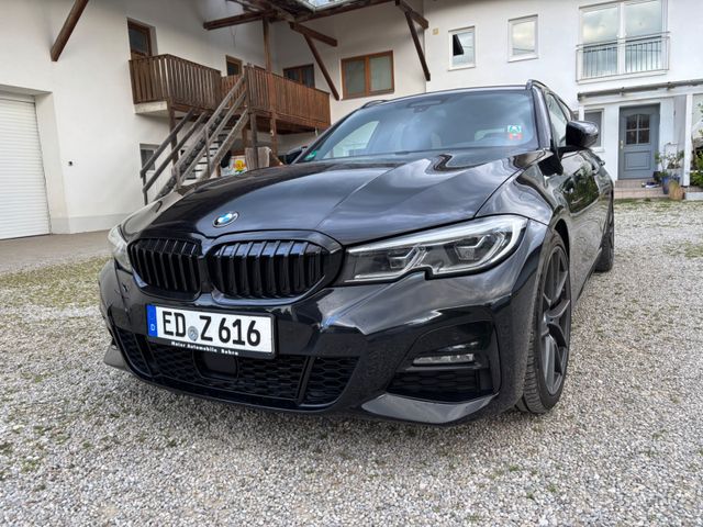 BMW 330d xDrive Touring M Sport Auto. M Sport