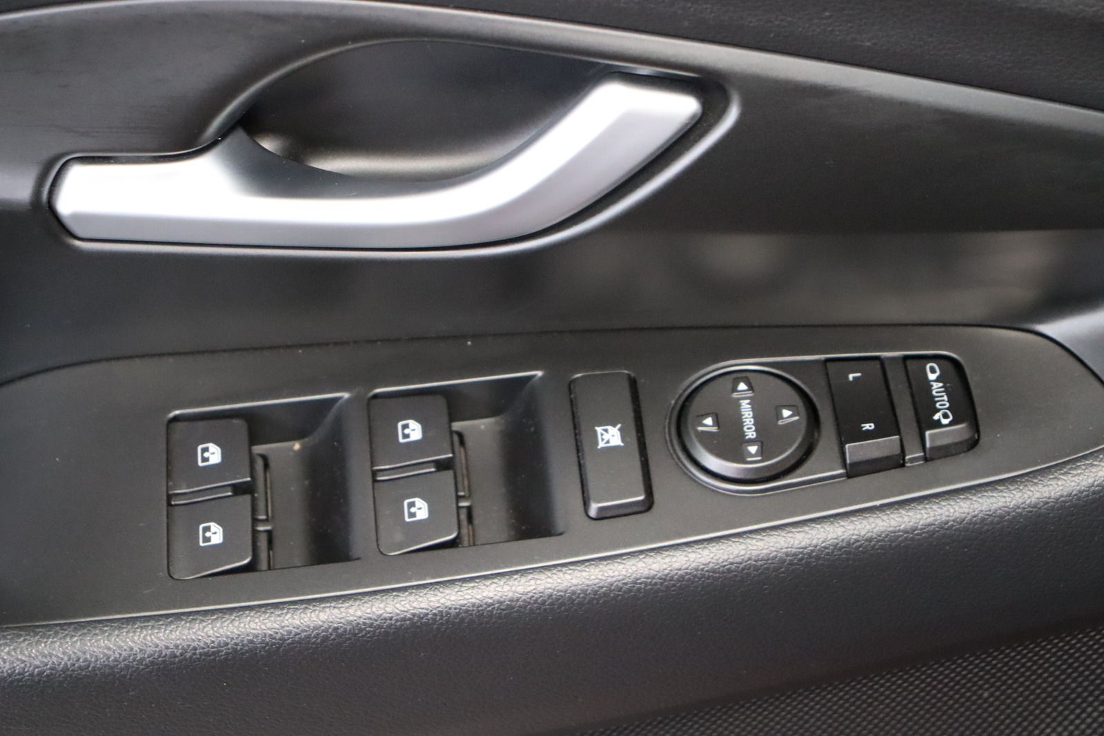Fahrzeugabbildung Hyundai i30 1.4 T-GDI N-Line * 1. Hand Werksgarantie bis
