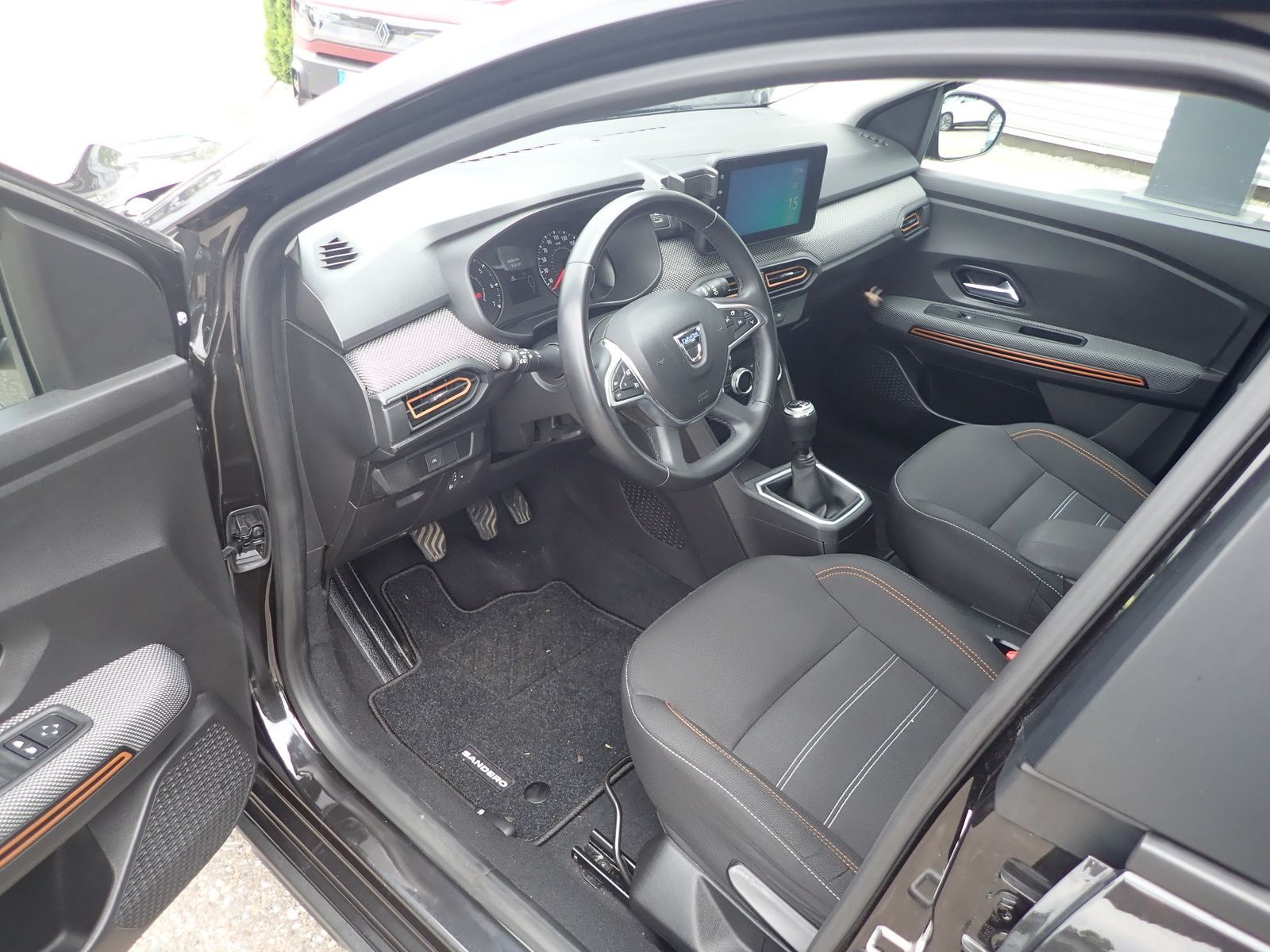Fahrzeugabbildung Dacia Sandero Stepway Comfort TCe 100 ECO-G