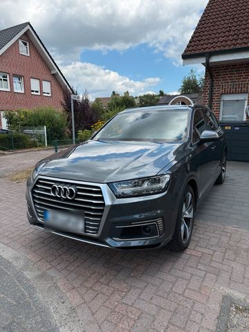 AUDI Audi Q7 e-tron 3.0 TDI Quattro | S-Line | ...