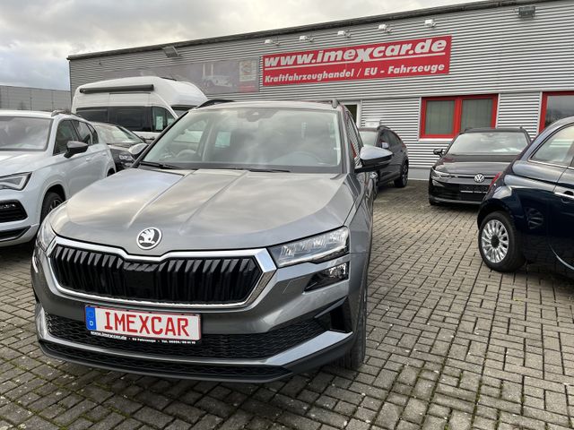 Skoda Karoq 1.5 TSI DSG Selection + PDC V+H + Kamera +