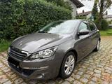 Peugeot 308 Access BlueHDi 100 STOP & START - Peugeot 308 Access mit Diesel-Antrieb