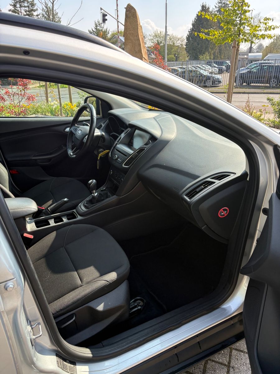 Foto 6 van FORD Focus