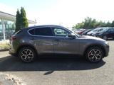 Alfa Romeo Stelvio SUPER Q4 2.0 TURBO AHK NAVI SPORTPAKET 1 - Alfa Romeo: Sport