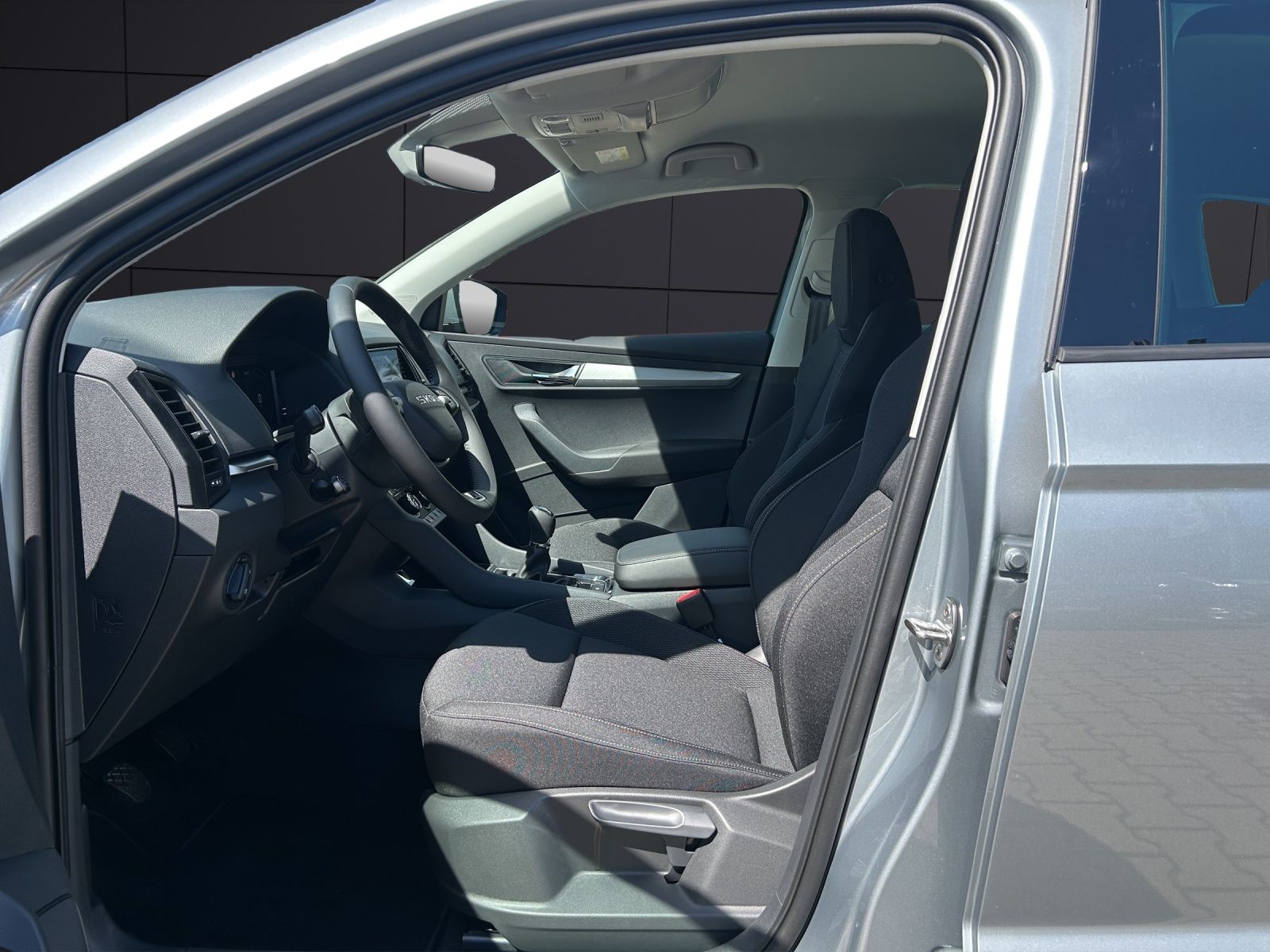 Fahrzeugabbildung SKODA Karoq 1.5 TSI Balance 3J ASG ACC MATRIX AHK RFK