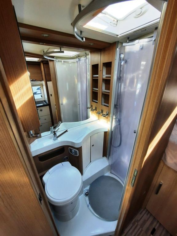 Fahrzeugabbildung Malibu T 410 Markise/Kamera/An Gewerbe