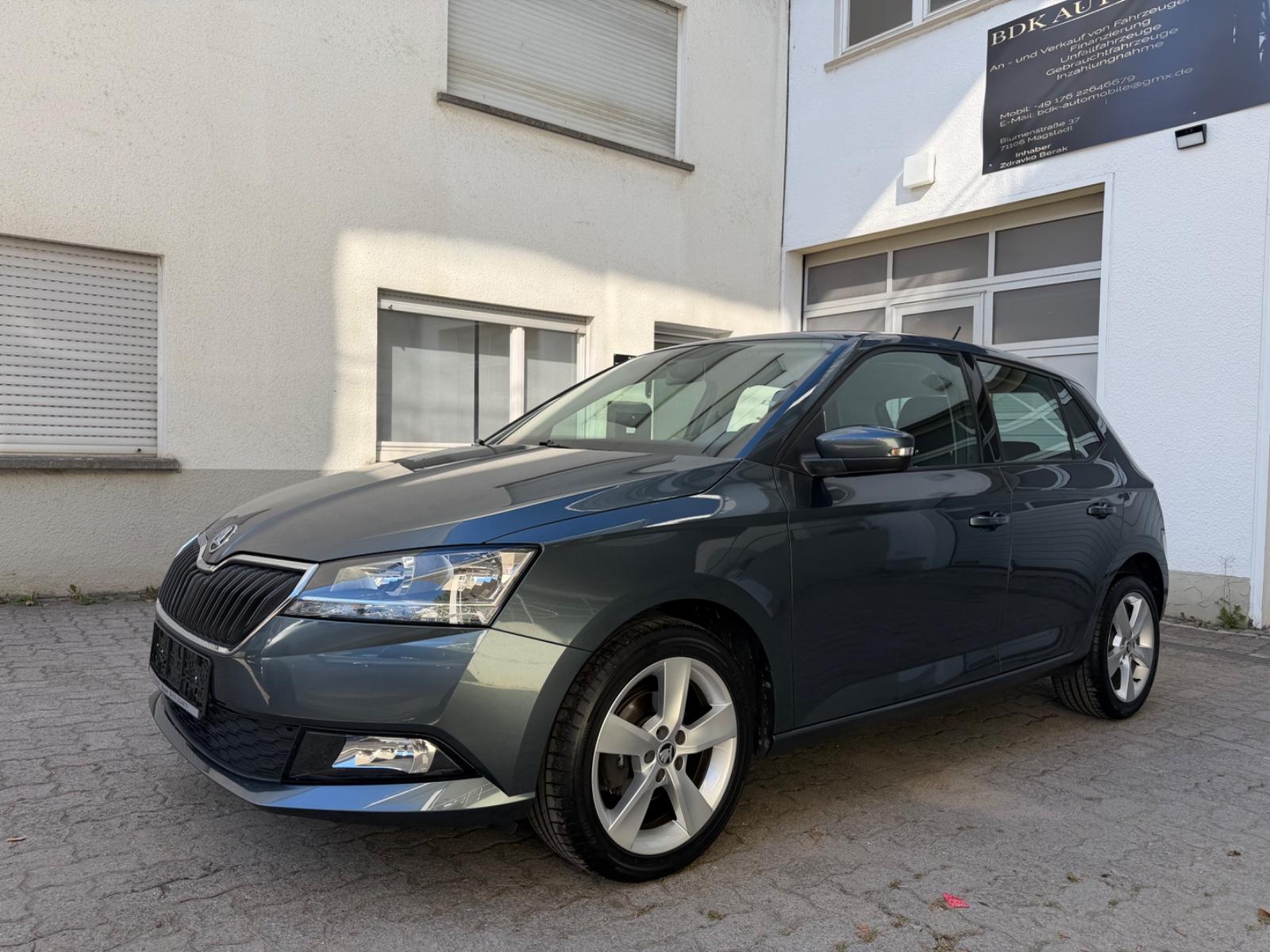 Skoda Fabia Cool Plus  PDC/SHZ/LM/APP - TOP ZUSTAND !
