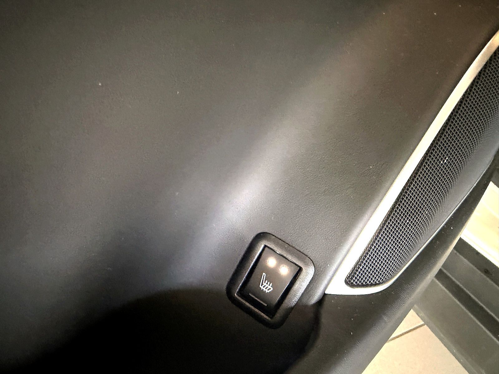 Fahrzeugabbildung Maserati Levante S/CARBON/HARMAN-KARDON/KAMERA/BRD