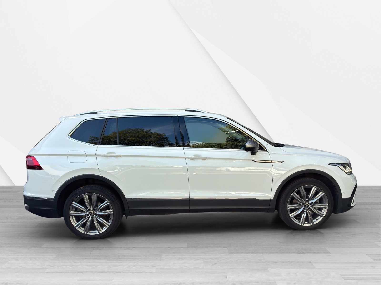 Fahrzeugabbildung Volkswagen Tiguan Allspace 2.0 TSI 4Motion Elegance 360,AHK