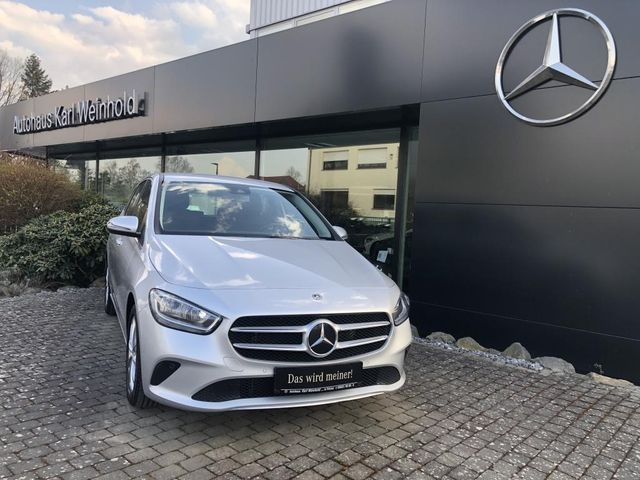 Mercedes-Benz B 180 Progressiv Navi-Premium Einparkhilfe Sitzh