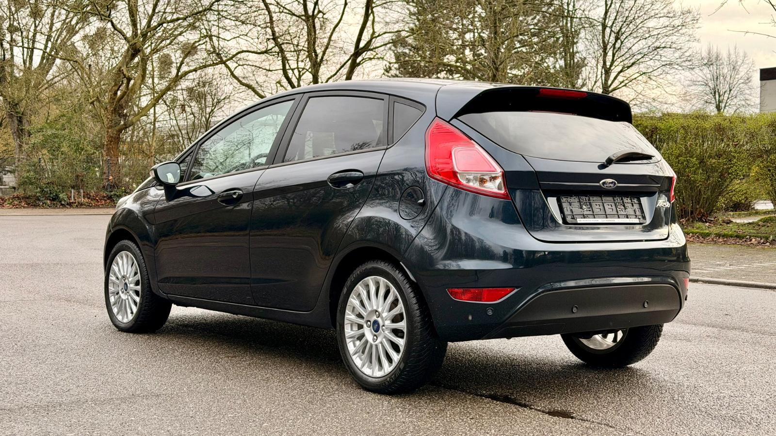 Ford Fiesta /Zahnriemen/Kupplung/Service NEU***