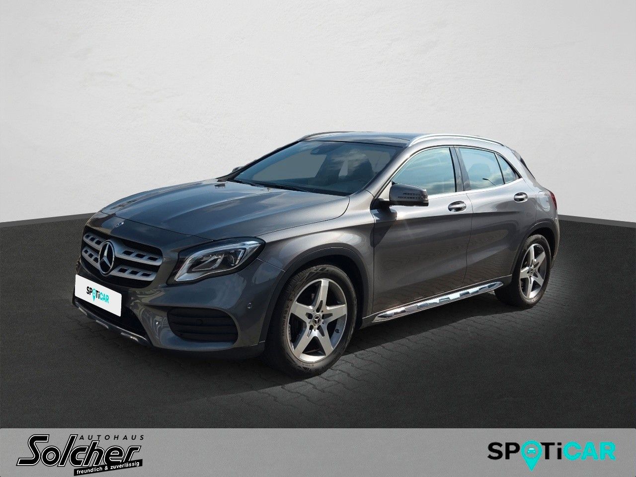 MERCEDES-BENZ GLA 200 AMG Line*Automatik*Navi*Panoramadach*
