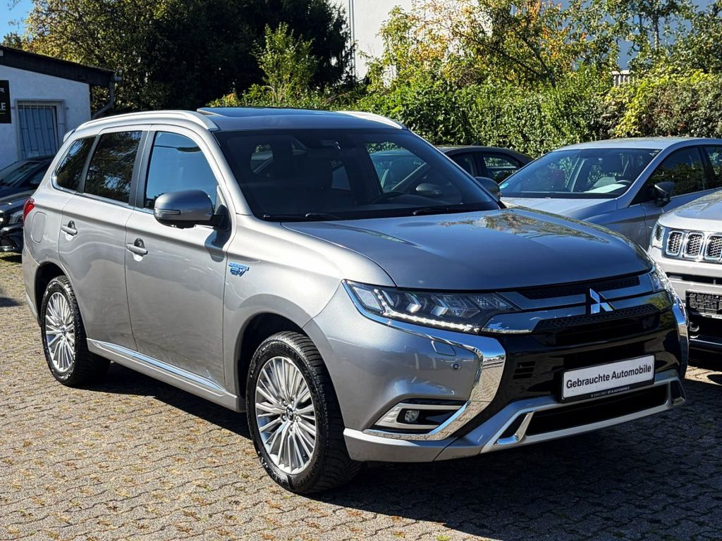 Image of Mitsubishi Outlander