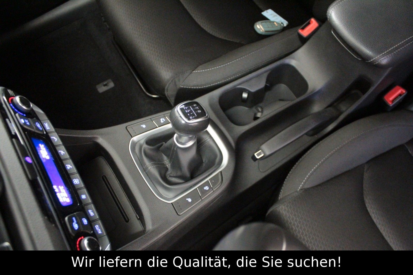 Fahrzeugabbildung Hyundai i30 1.4 T-GDI Premium*Winterpaket*