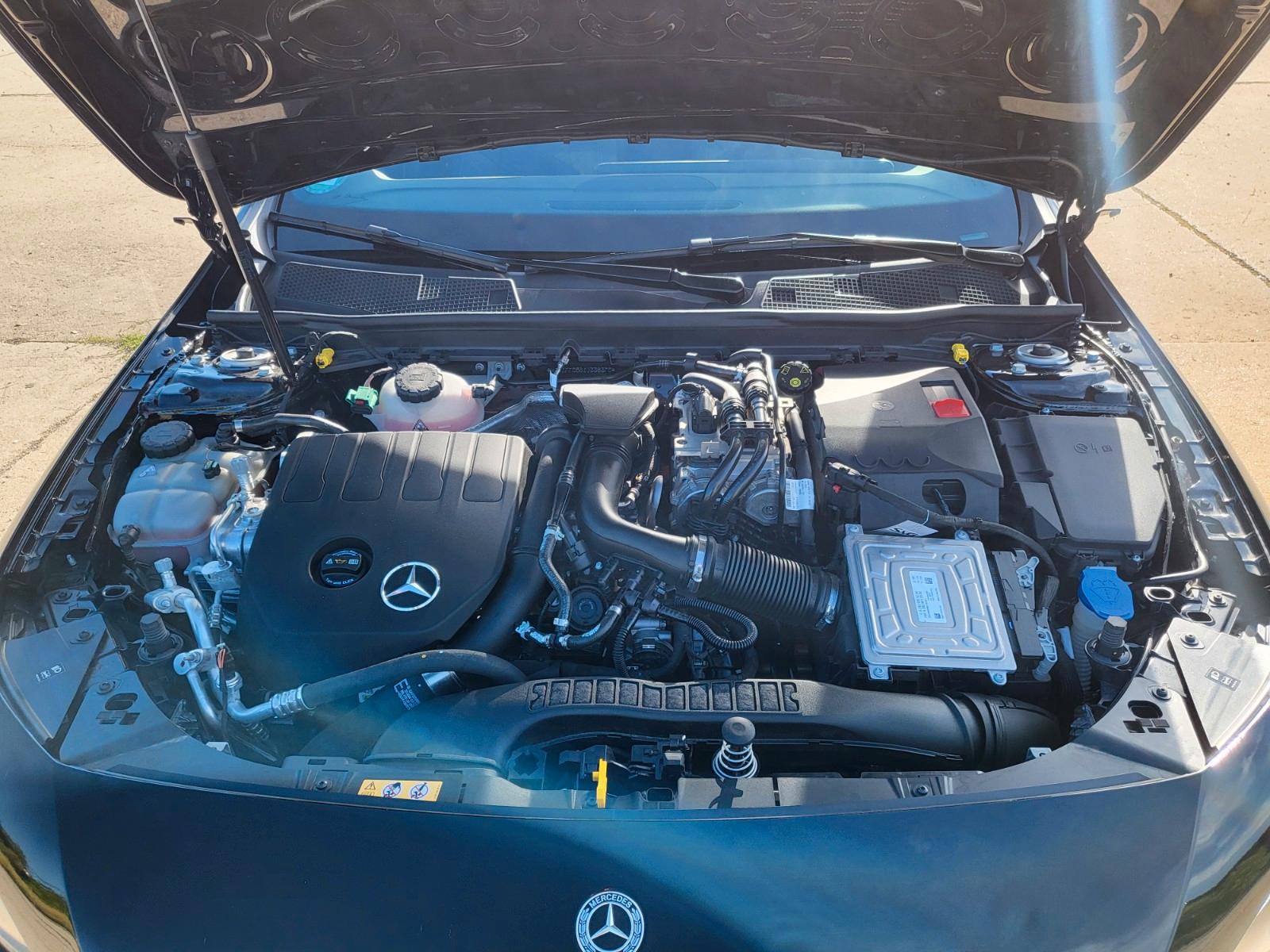 Mercedes-Benz A 250 e DCT Progressive