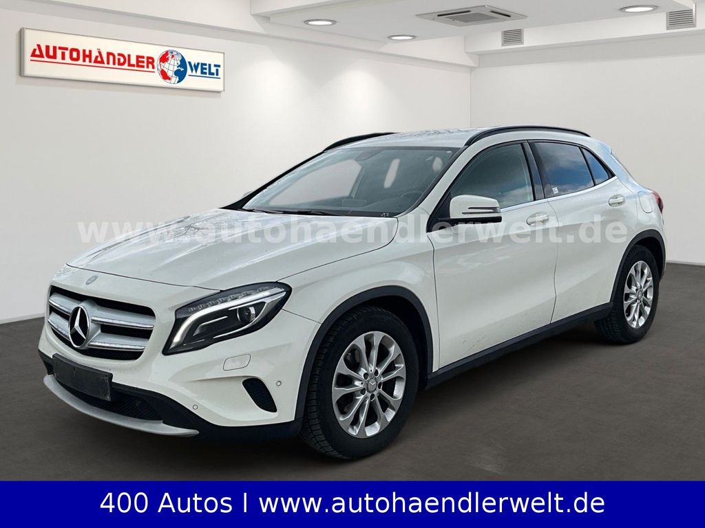 Mercedes-Benz GLA 220