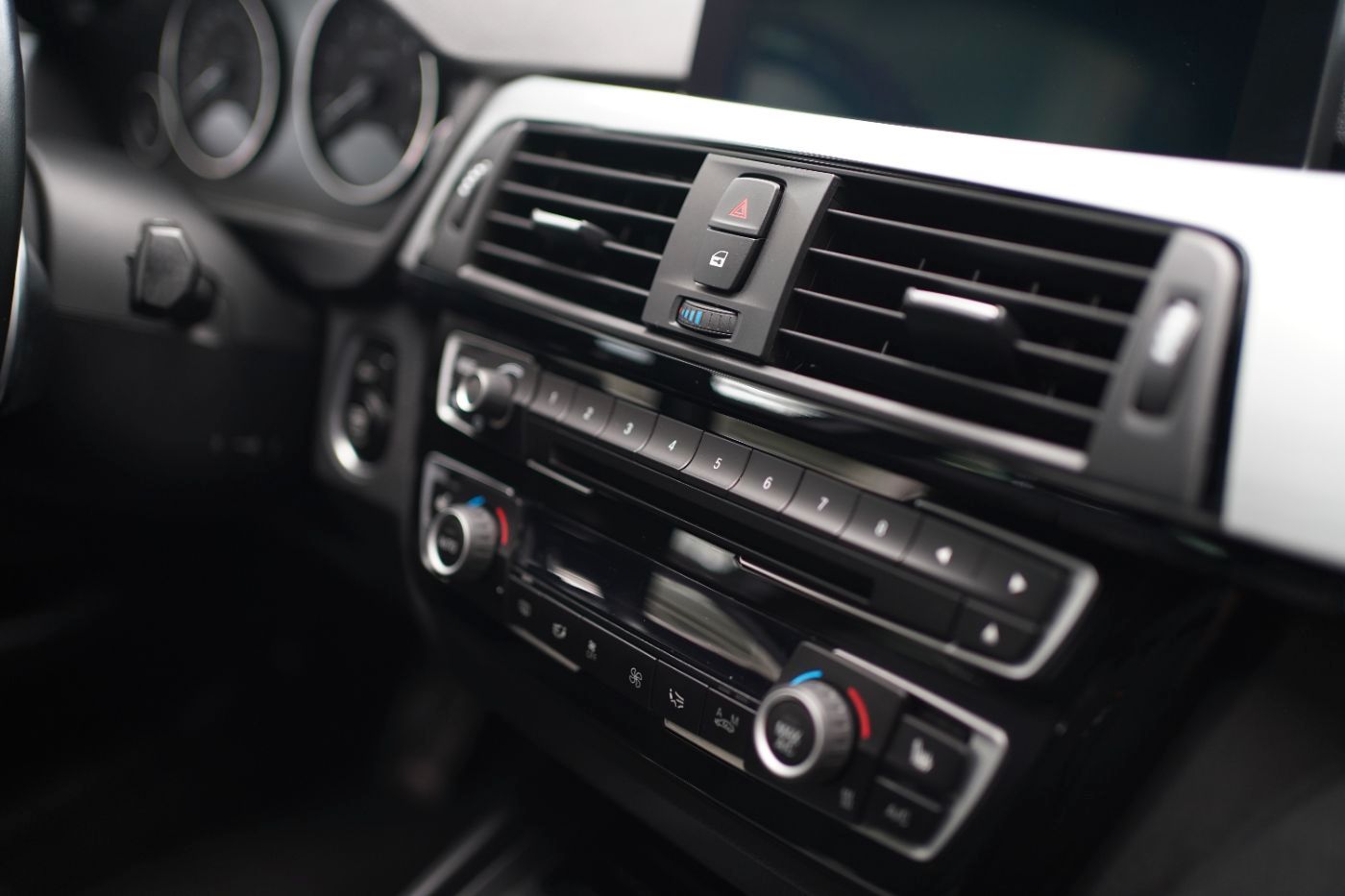 Fahrzeugabbildung BMW 320d xDrive Gran Turismo M-Sport +LED+HeadUp+AHK