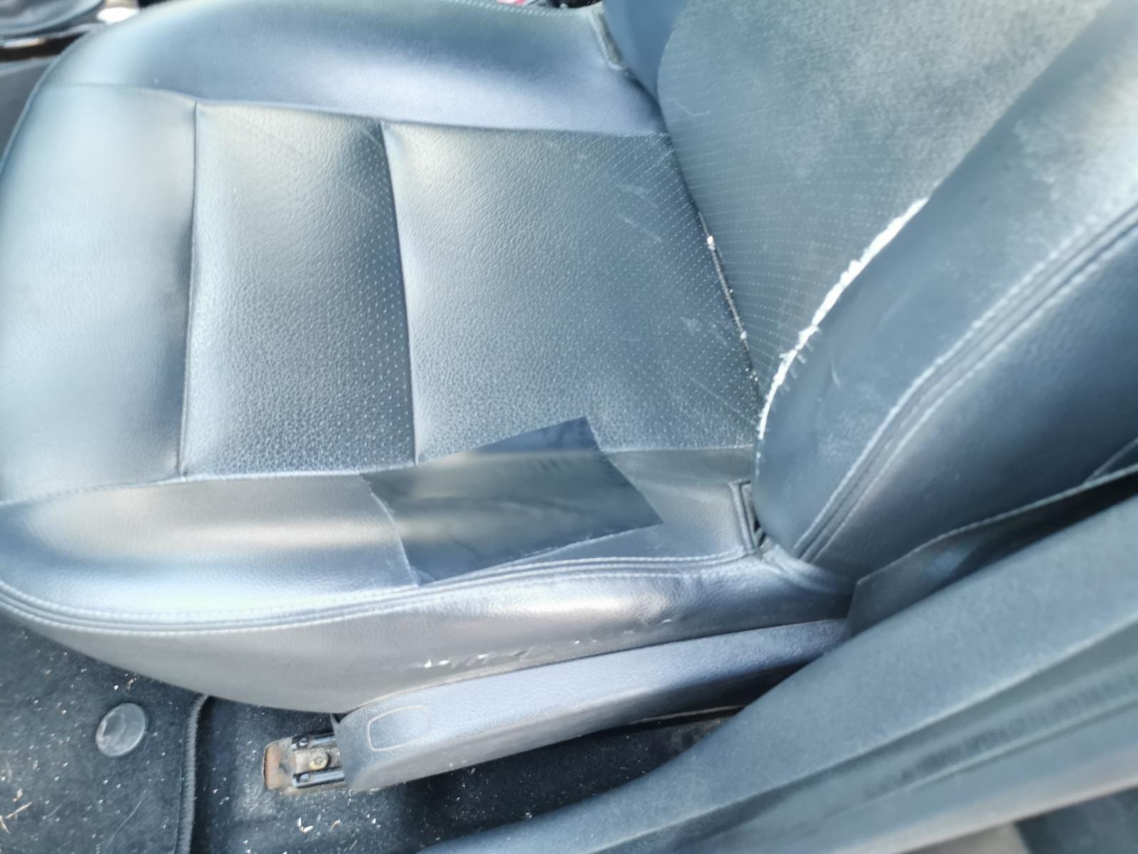 Dacia Duster 2011 — photo 16