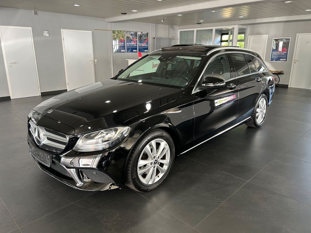 Image of Mercedes-Benz C 220