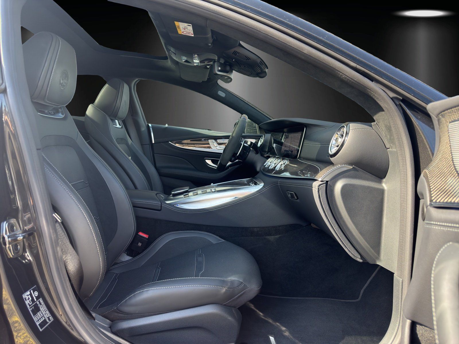 Fahrzeugabbildung Mercedes-Benz GT63S Carbon DISTRO Massage AHK Pano Standhz 21"
