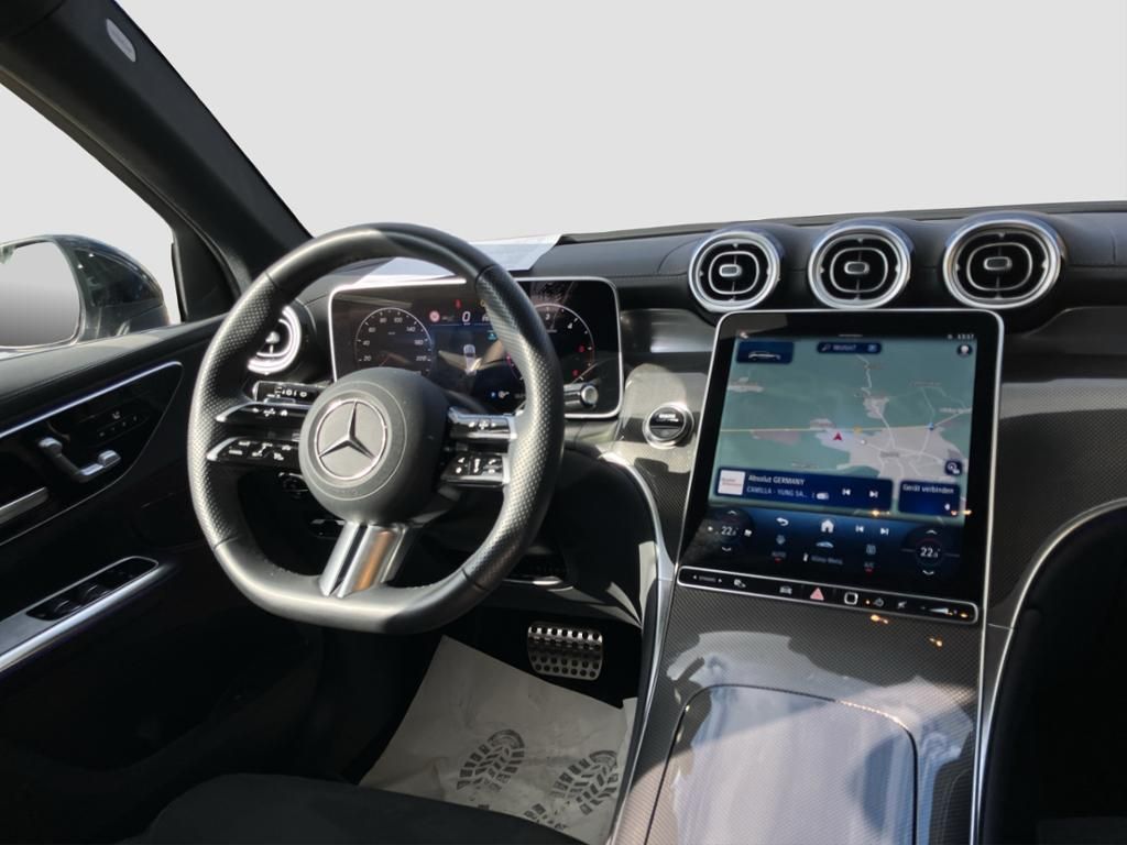 Fahrzeugabbildung Mercedes-Benz GLC 300 d 4M AMG*AHZV*LED*KAMERA*DISTR*MEMORY*