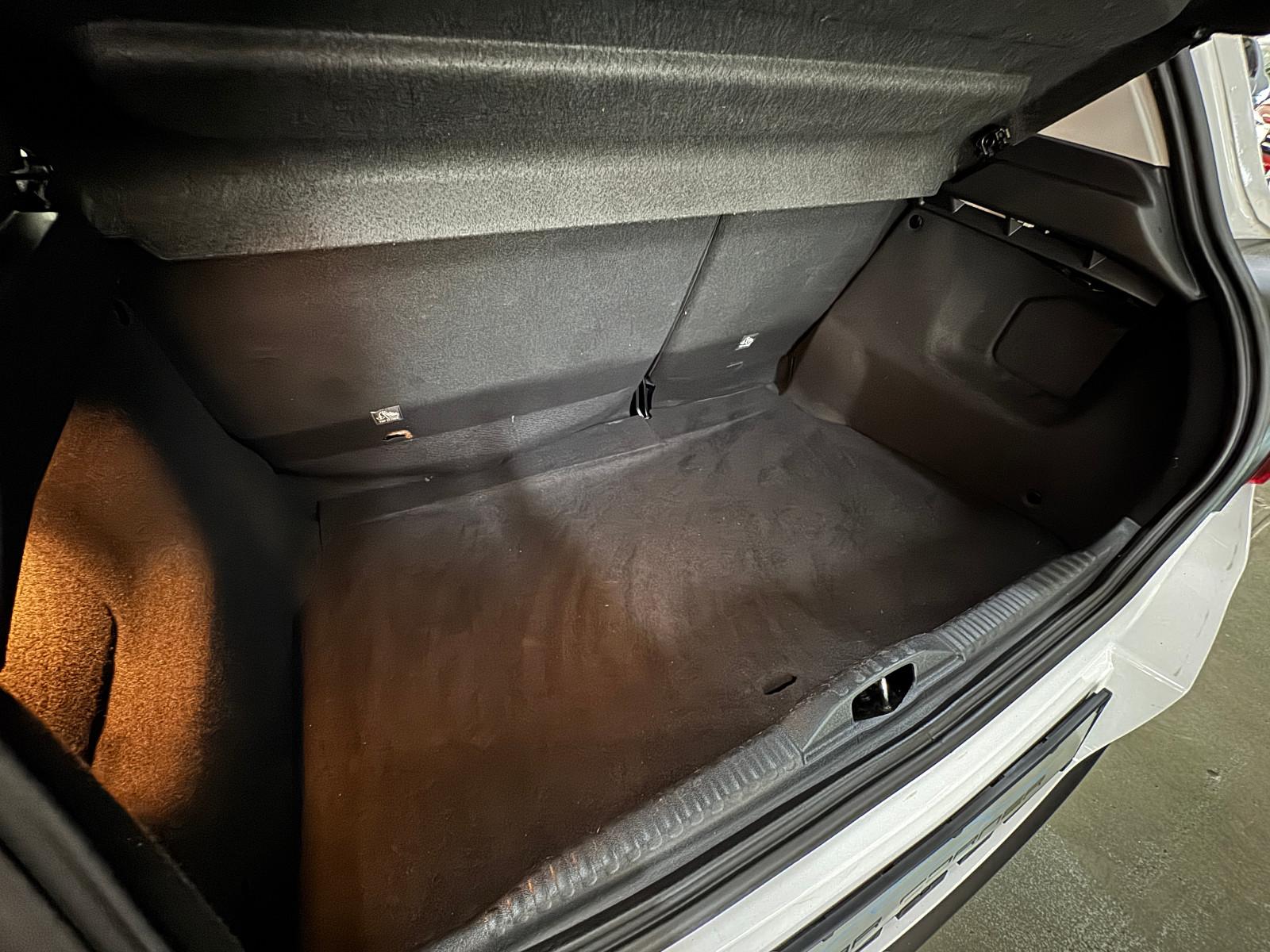 Citroën C3 1.2 FEEL SITZHEIZUNG KLIMA PDC LED 17 ZOLL
