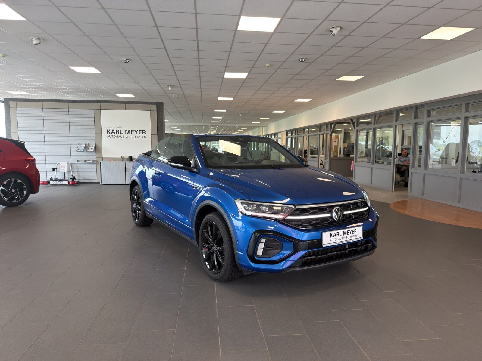 Fahrzeugabbildung Volkswagen T-Roc Cabriolet 1.5 TSI DSG R-Line ACC APP