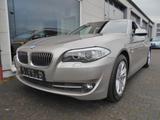 BMW 523iA Touring 1.Hand -NAVI-LEDER-PANORAMA-XENON- - BMW 523 aus 2011: 523i