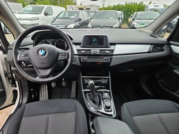 BMW 218 Gran Tourer - 11