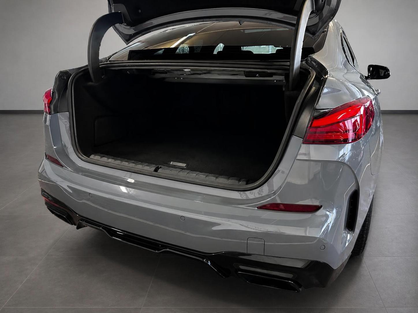 BMW M235i Gran Coupe xDrive//ACC//Pano//Keyless