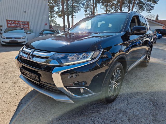 Mitsubishi OUTLANDER 2.2Di-D 4x4 KLiMA NAVi RFK SD 7SiTZER