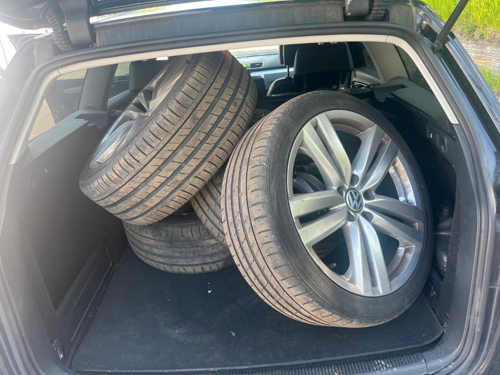 Volkswagen Passat 2012 — photo 10