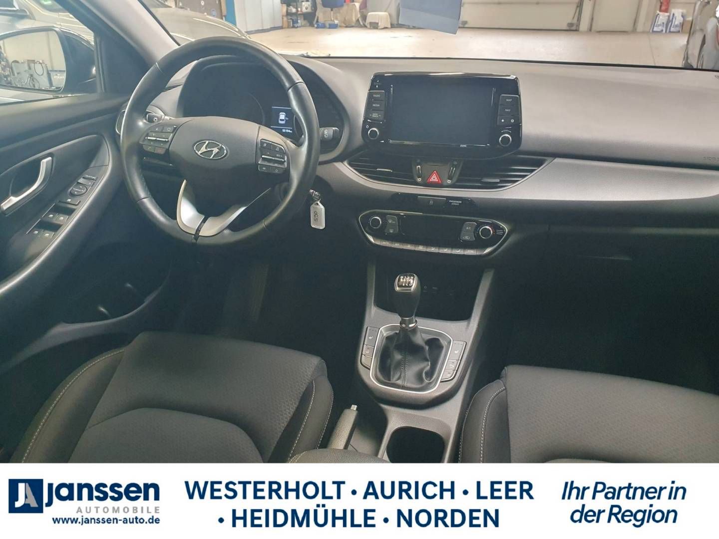 Fahrzeugabbildung Hyundai NEW i30 M/T Sonderedition YES! (2019)