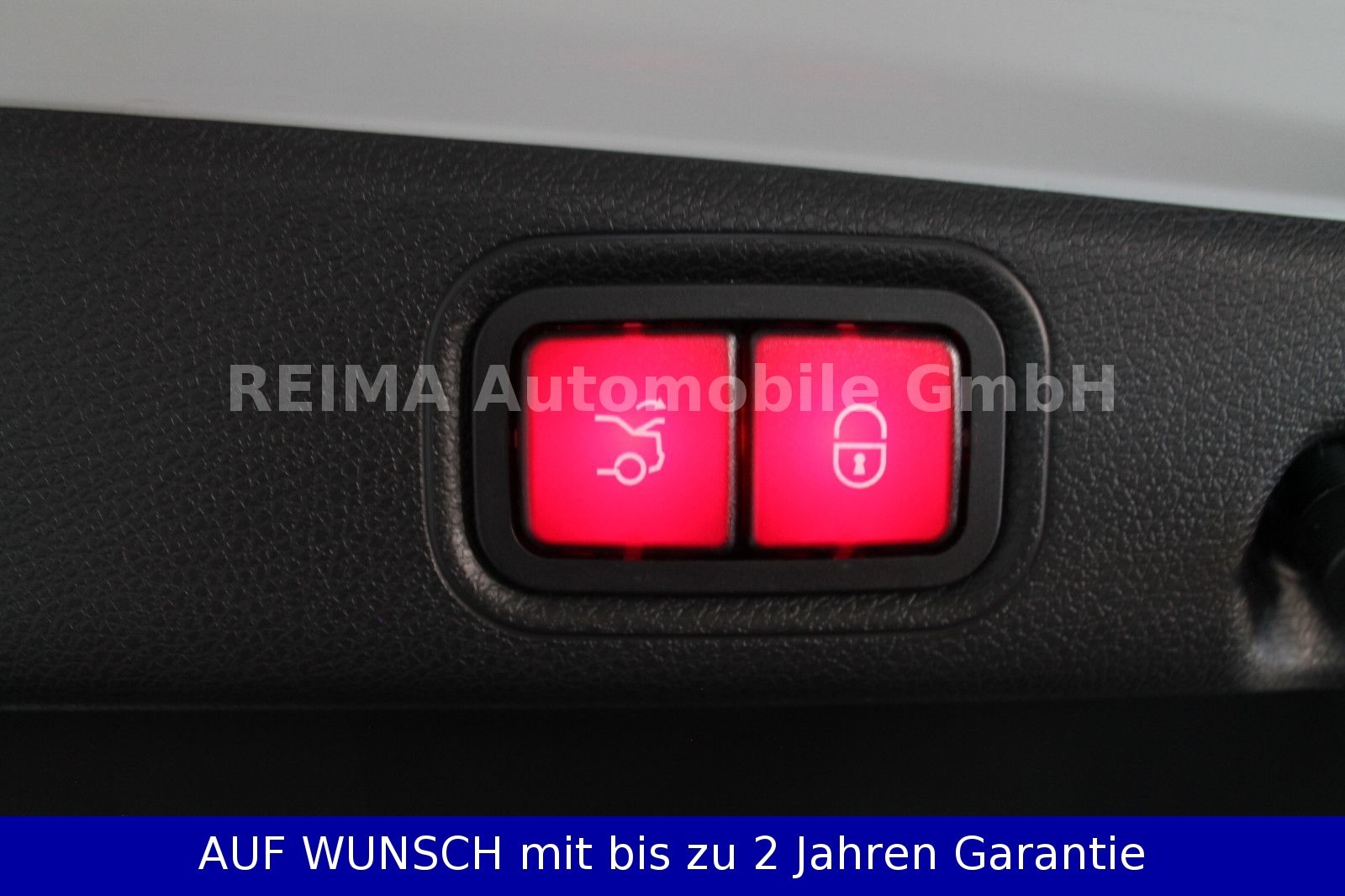 Fahrzeugabbildung Mercedes-Benz E 450 Limo  4Matic, LED, 360°, 20", Leder